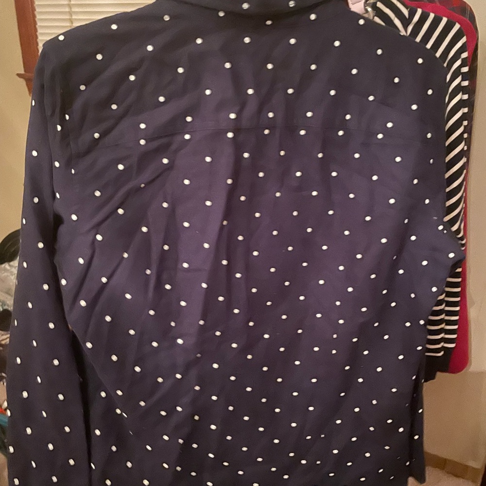Ladies button down blouse - Picture 3 of 3